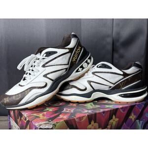 Louis Vuitton White and Brown Men's Sneakers